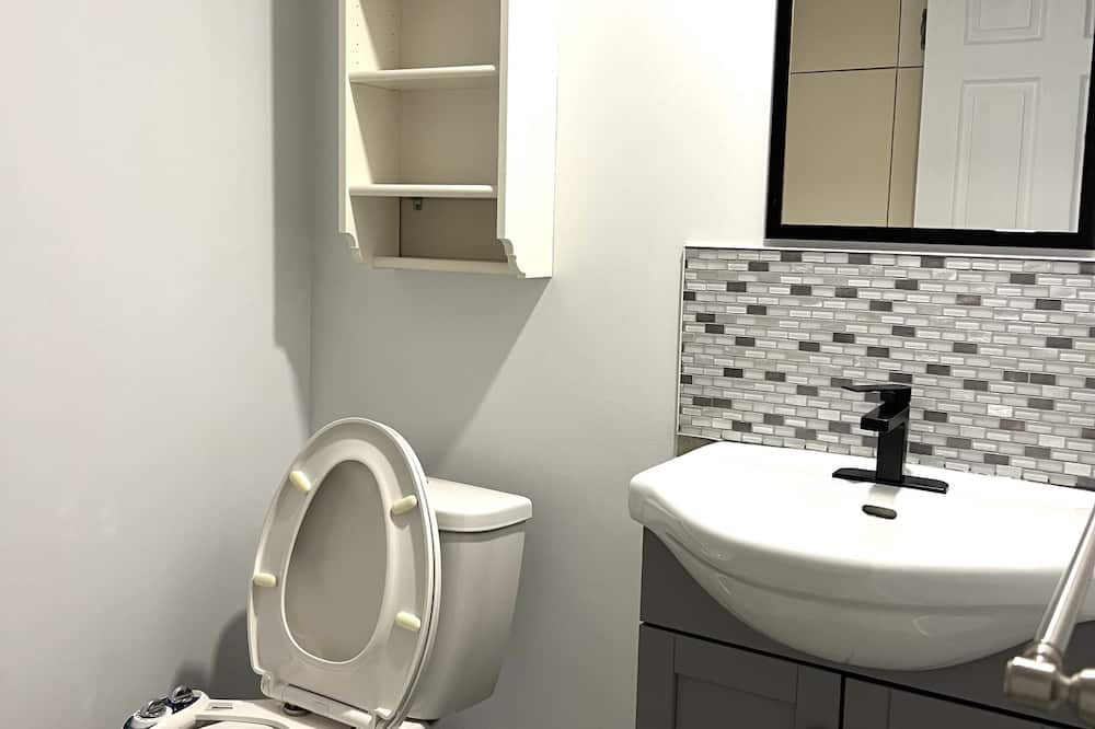 Photo of Bathroom in West Hill