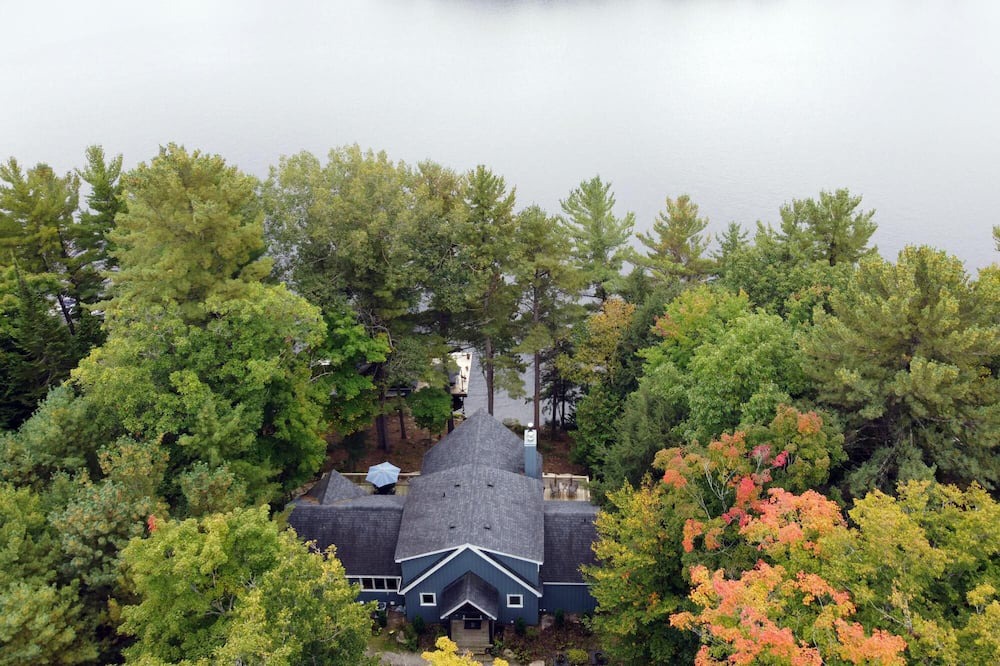 Photo of Outdoor in Rosseau