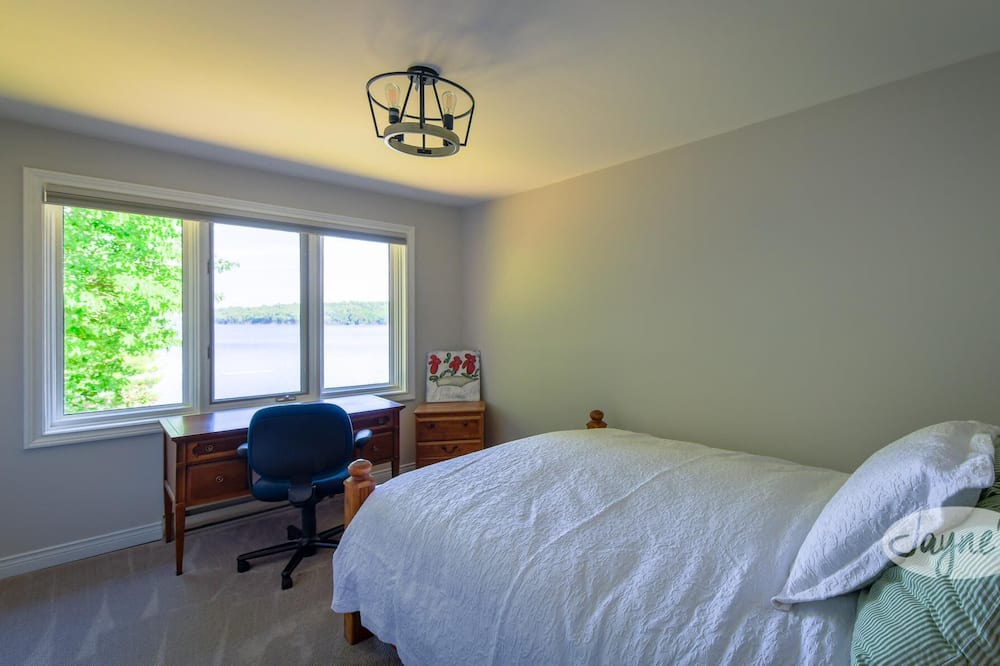 Photo of Bedroom in Carling