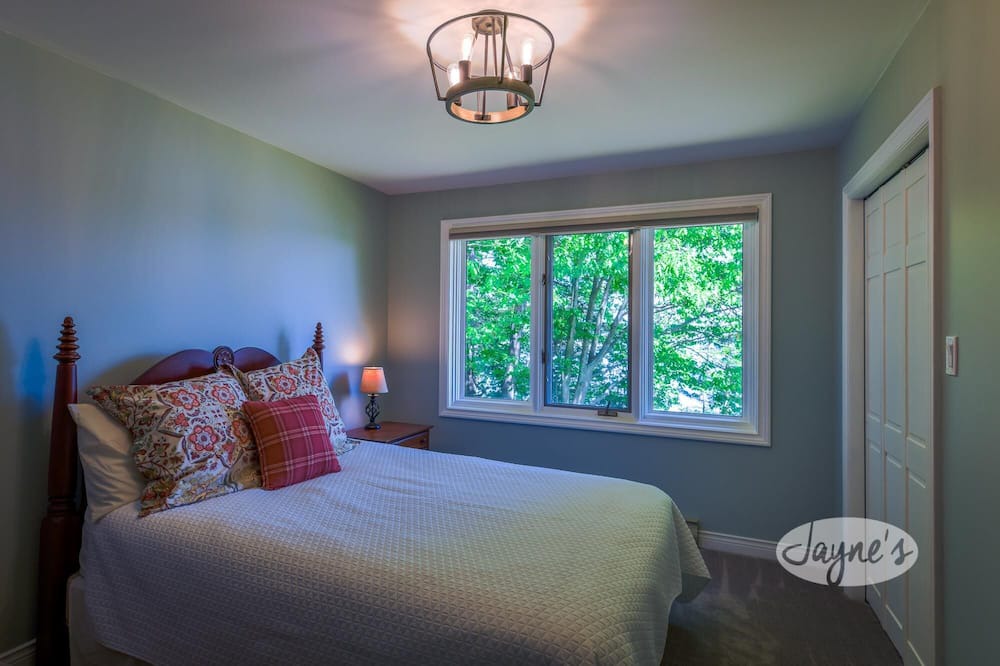 Photo of Bedroom in Carling