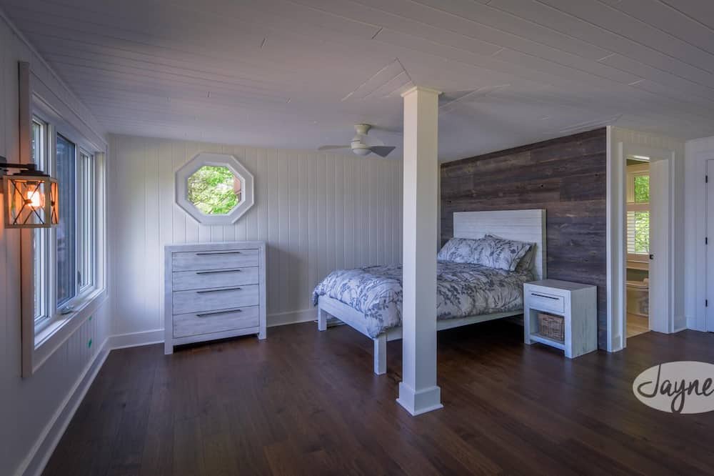 Photo of Bedroom in Carling