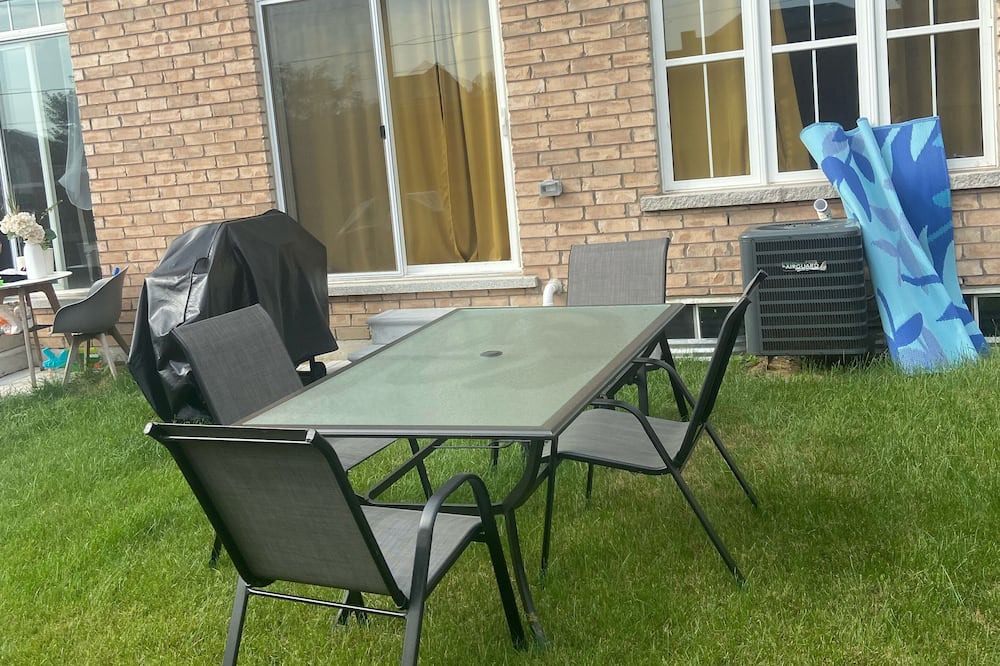 Photo of Patio Balcony in Bowmanville