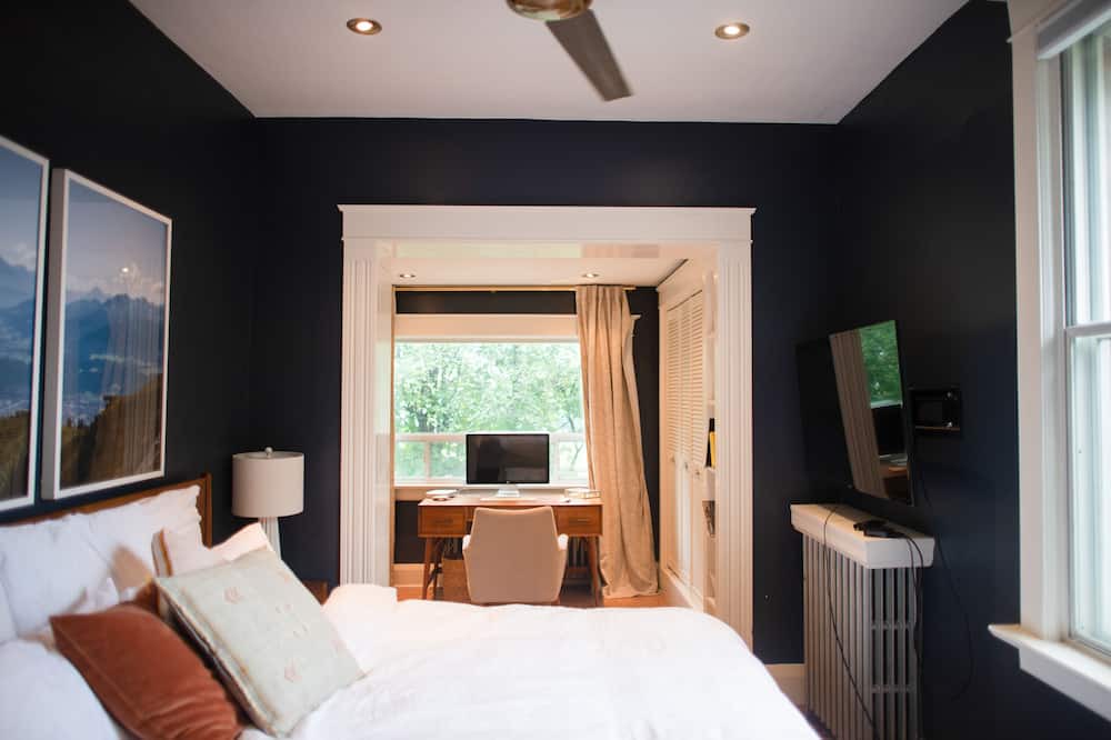Photo of Bedroom in Parkdale