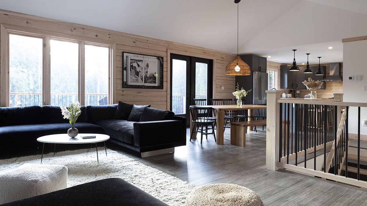 Photo of Livingroom in Chatsworth