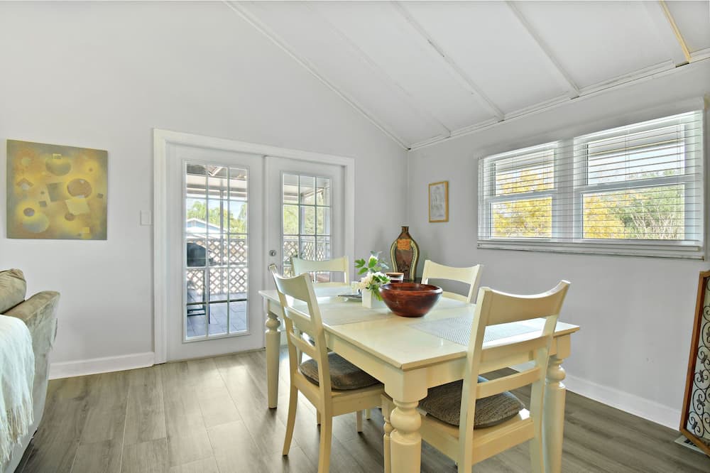 Photo of Bedroom in Babson Park