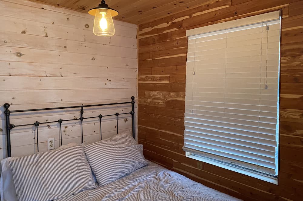 Photo of Bedroom in Parham