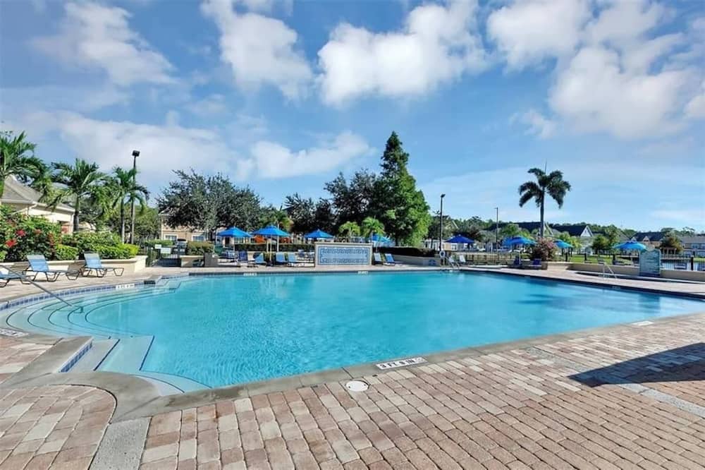 Photo of Outdoor in Venetian Bay Villages