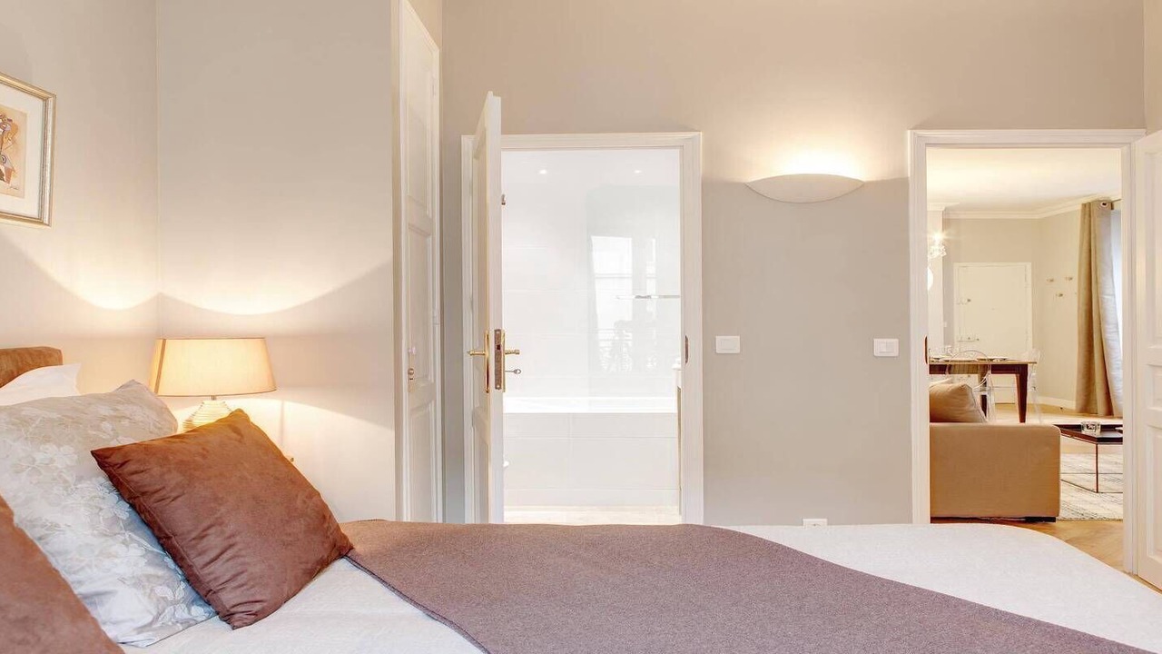 Photo of Bedroom in Marais