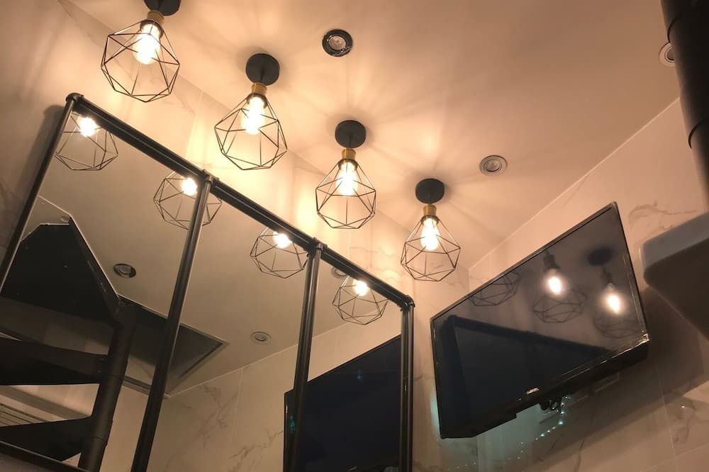 Photo of Bathroom in Bonne-Nouvelle