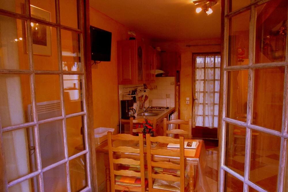 Photo of Livingroom in Brou-sur-Chantereine