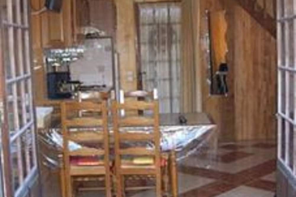 Photo of Livingroom in Brou-sur-Chantereine