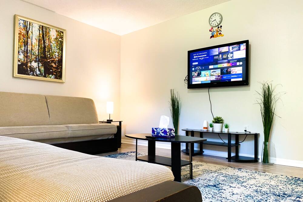 Photo of Bedroom in Poinciana