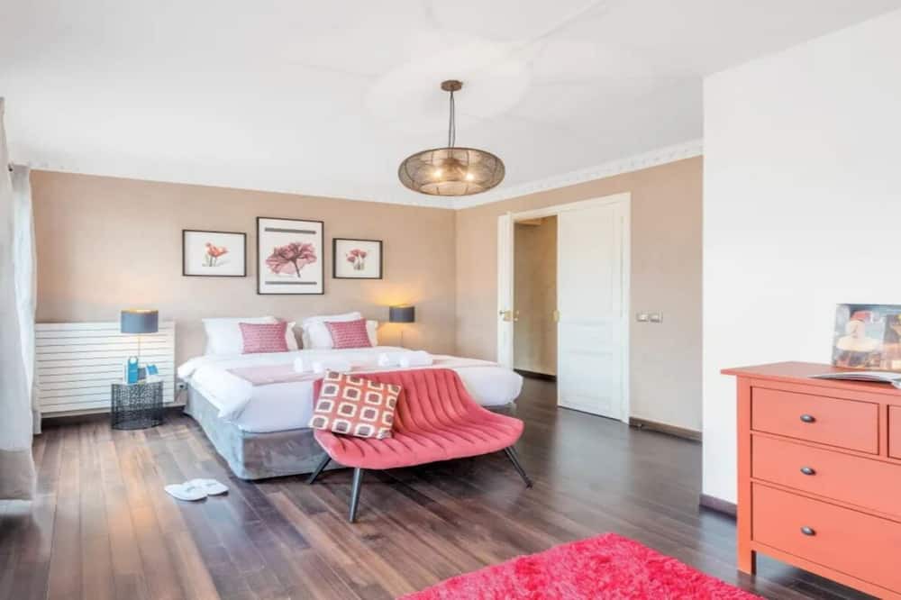 Photo of Bedroom in Saint-Germain-l'Auxerrois