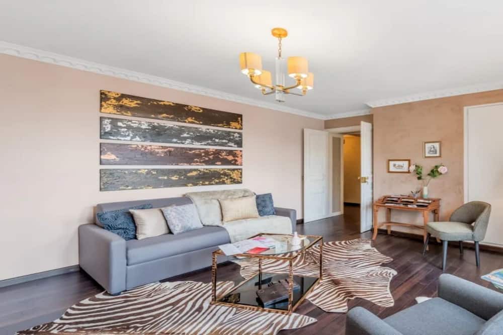 Photo of Livingroom in Saint-Germain-l'Auxerrois