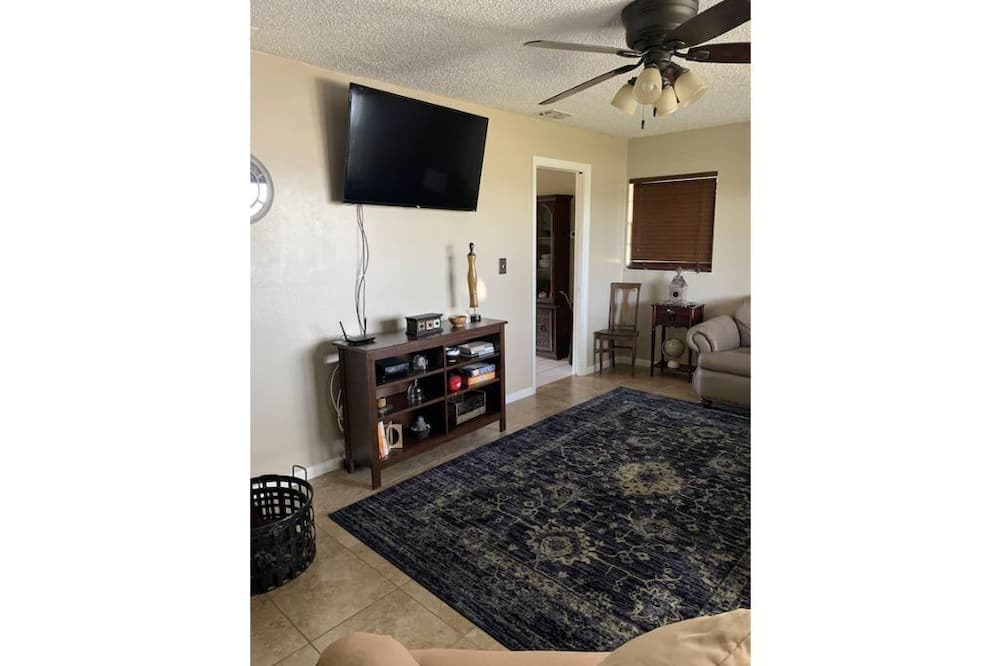 Photo of Bedroom in Auburndale