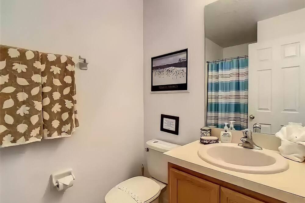 Photo of Bedroom in Seasons