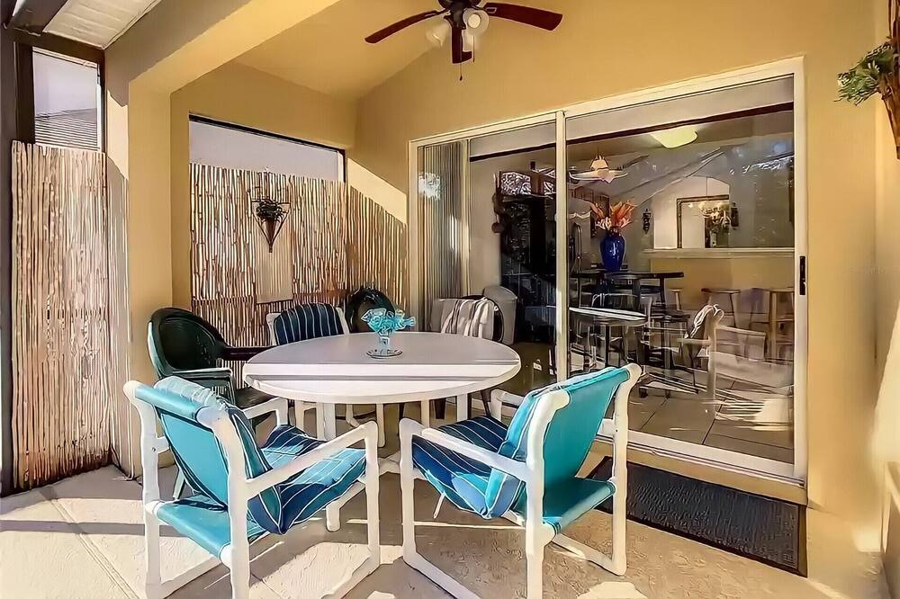 Photo of Patio Balcony in Seasons