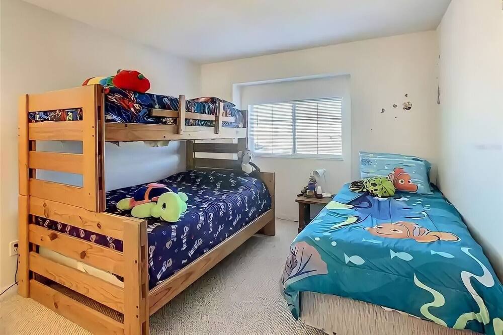 Photo of Bedroom in Seasons