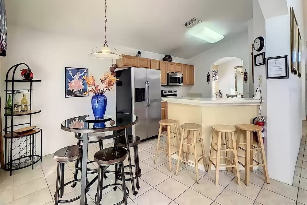 Photo of Kitchen in Seasons