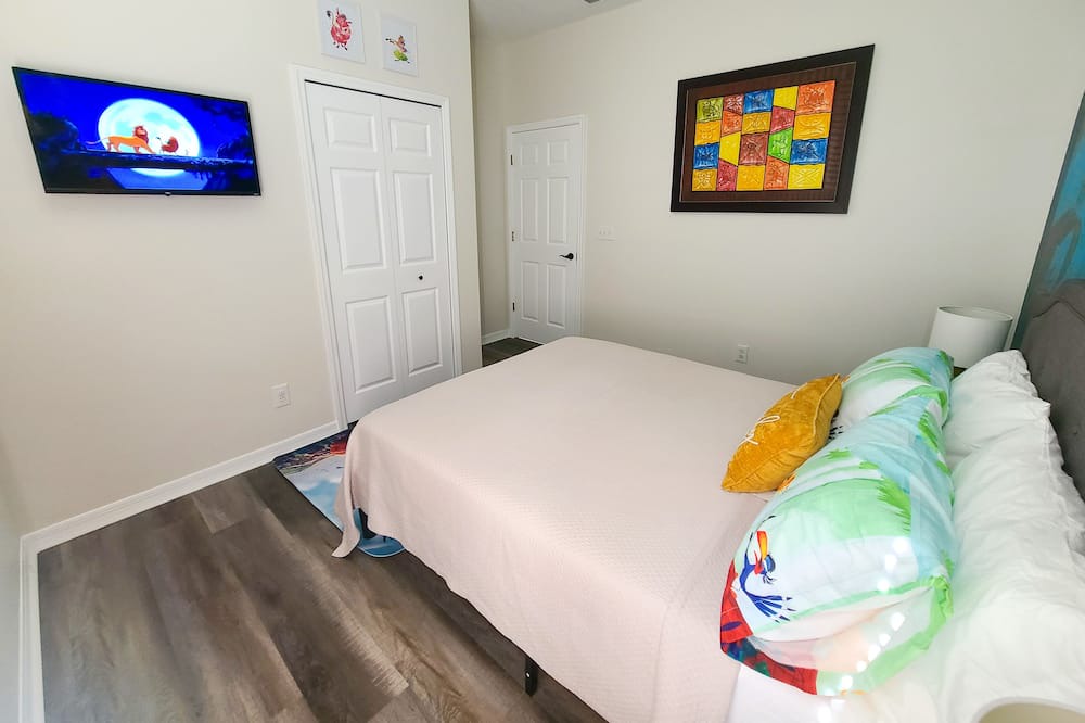 Photo of Bedroom in Tuscan Ridge
