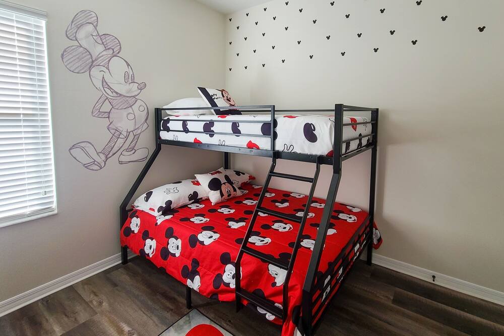 Photo of Bedroom in Tuscan Ridge