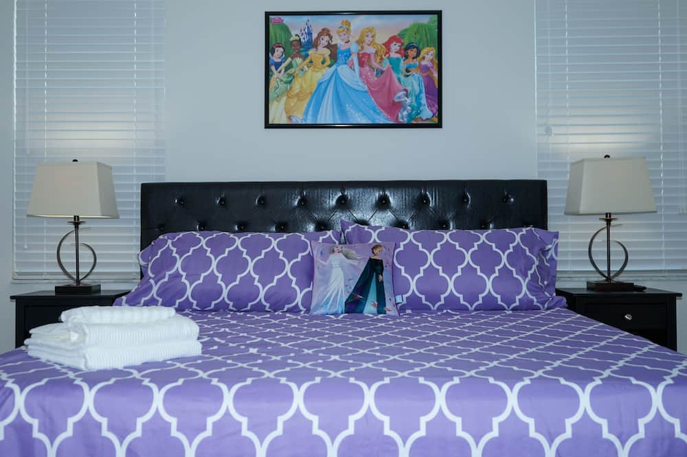 Photo of Bedroom in Tuscan Ridge
