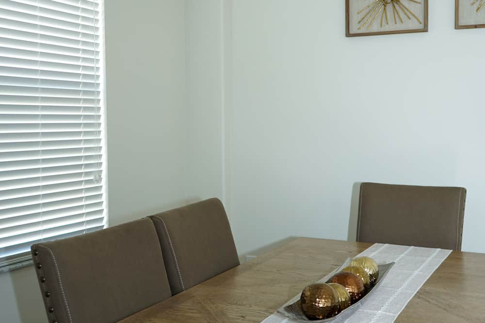 Photo of Kitchen in Tuscan Ridge