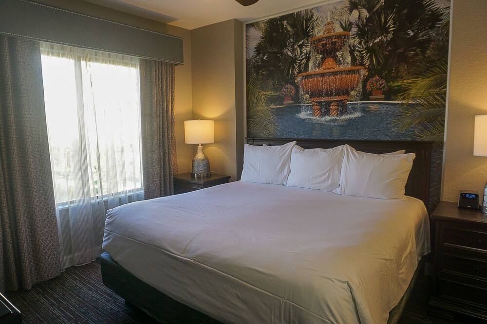 Photo of Bedroom in Lake Buena Vista