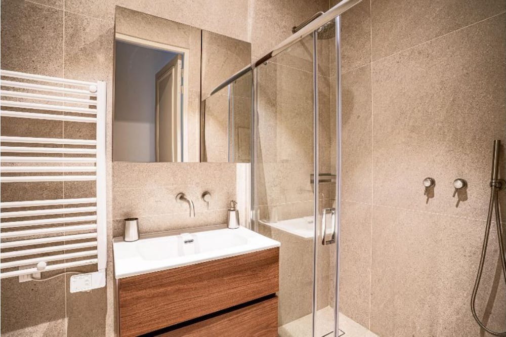 Photo of Bathroom in 8th Arrondissement