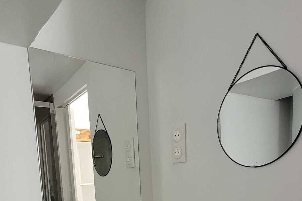 Photo of Bathroom in Vaires-sur-Marne
