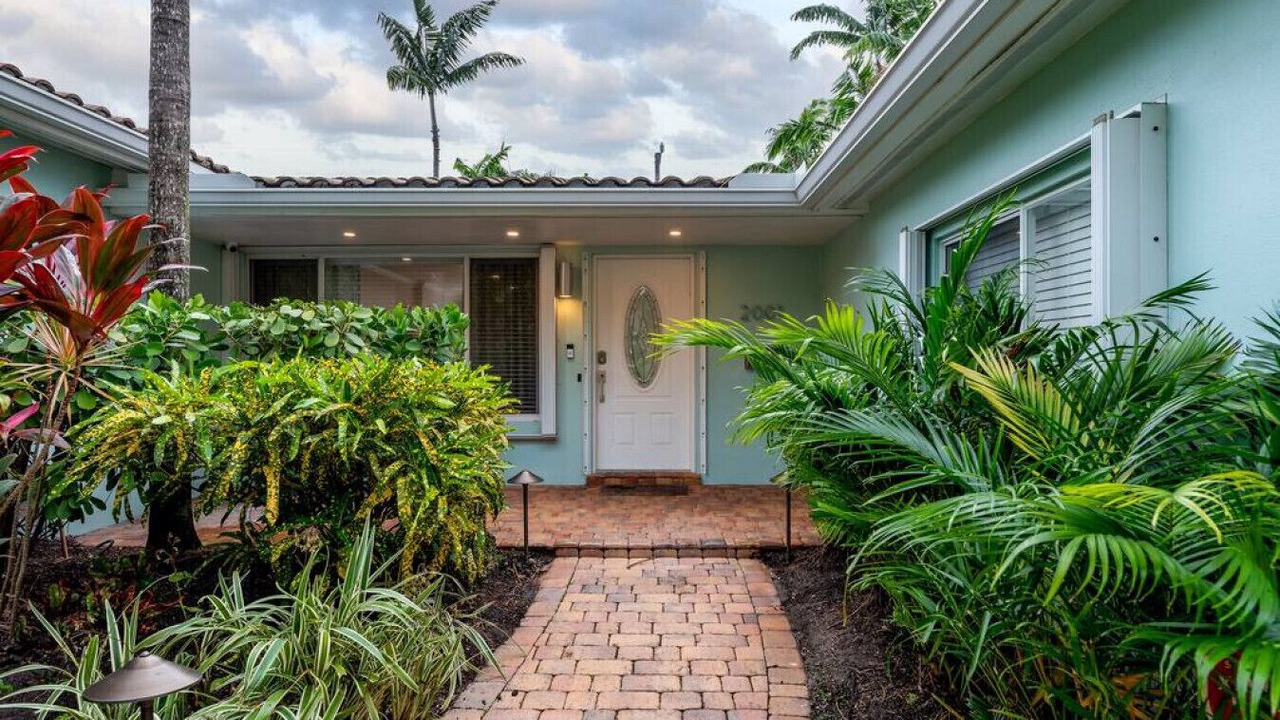 Photo of Outdoor in Poinsettia Heights