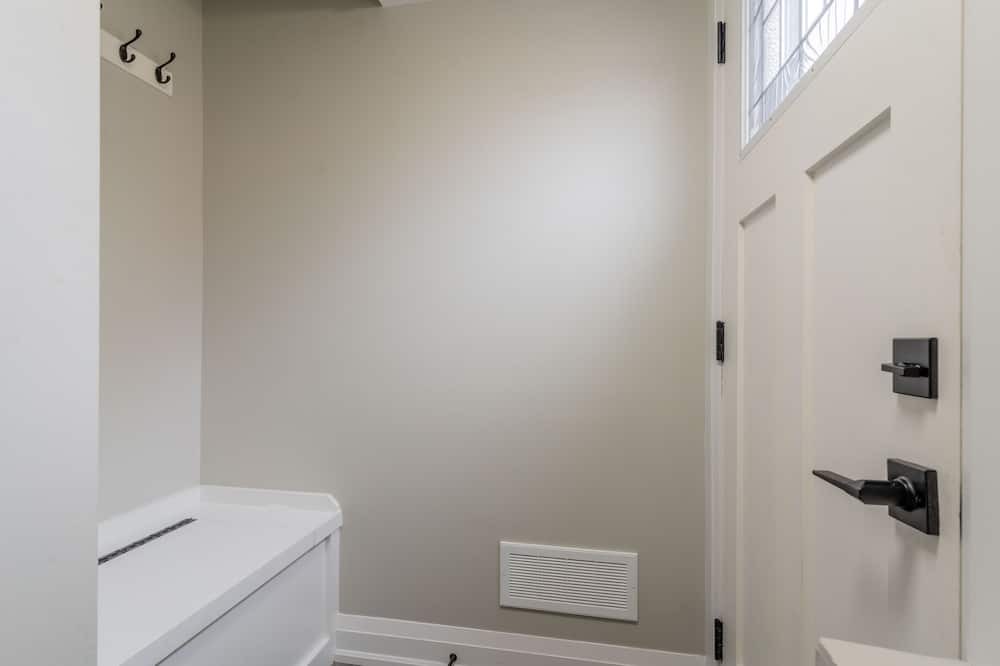 Photo of Bedroom in Hamilton