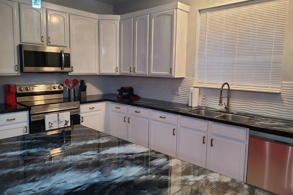 Photo of Kitchen in Windwood Bay
