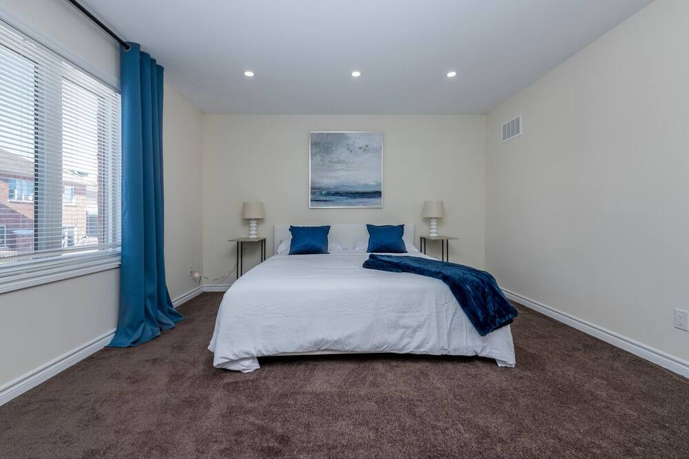 Photo of Bedroom in Innisfil