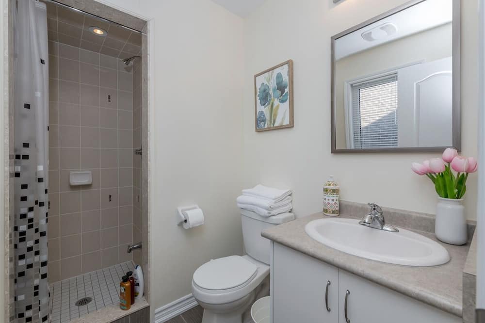 Photo of Bathroom in Innisfil