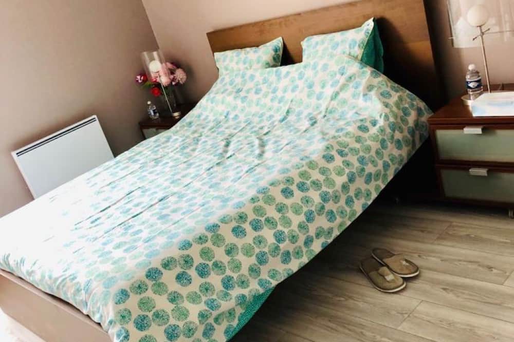 Photo of Bedroom in Bussy-Saint-Georges