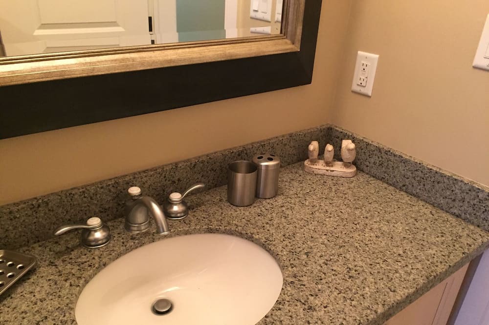 Photo of Bathroom in Seguin