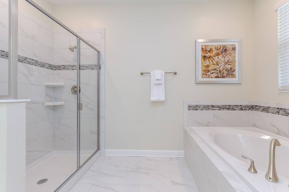 Photo of Bathroom in Davenport