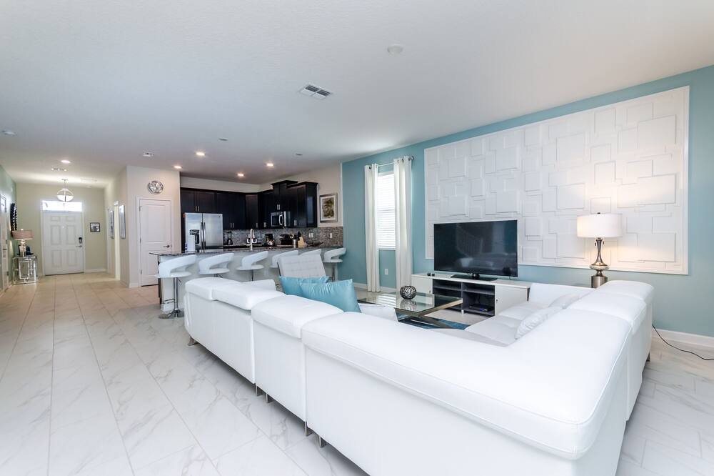Photo of Livingroom in Davenport