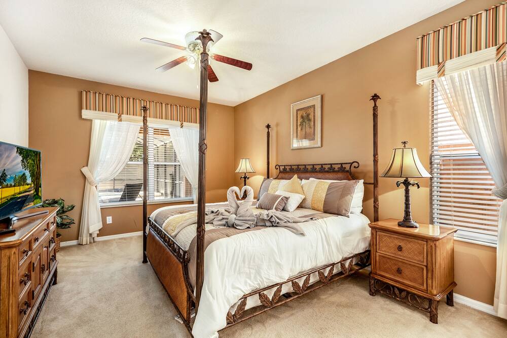 Photo of Bathroom in Florida Pines