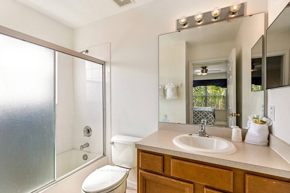 Photo of Bathroom in Florida Pines