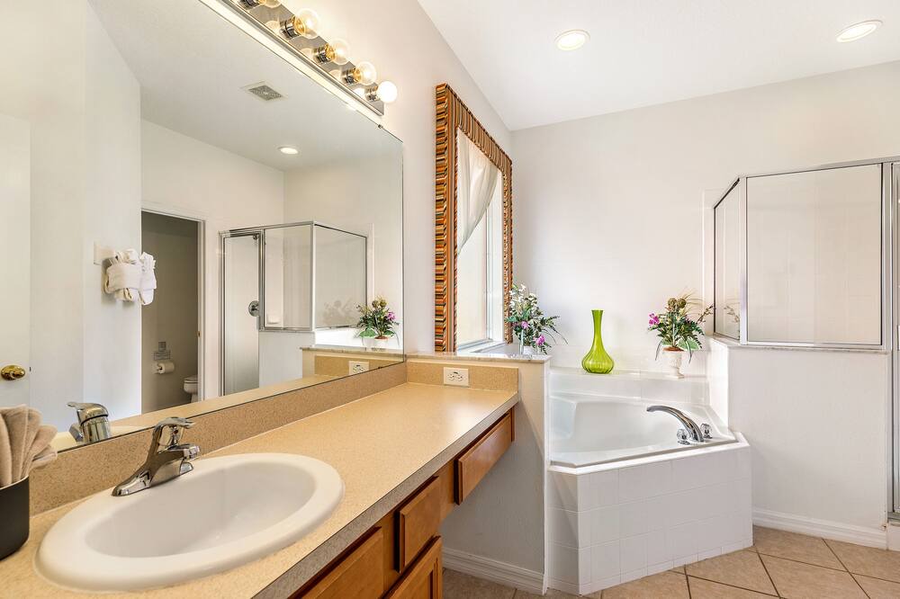 Photo of Bathroom in Florida Pines