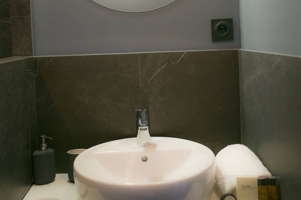 Photo of Bathroom in Jardin des plantes