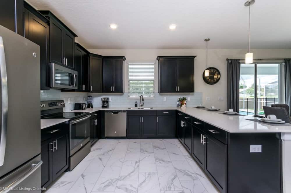Photo of Kitchen in Davenport