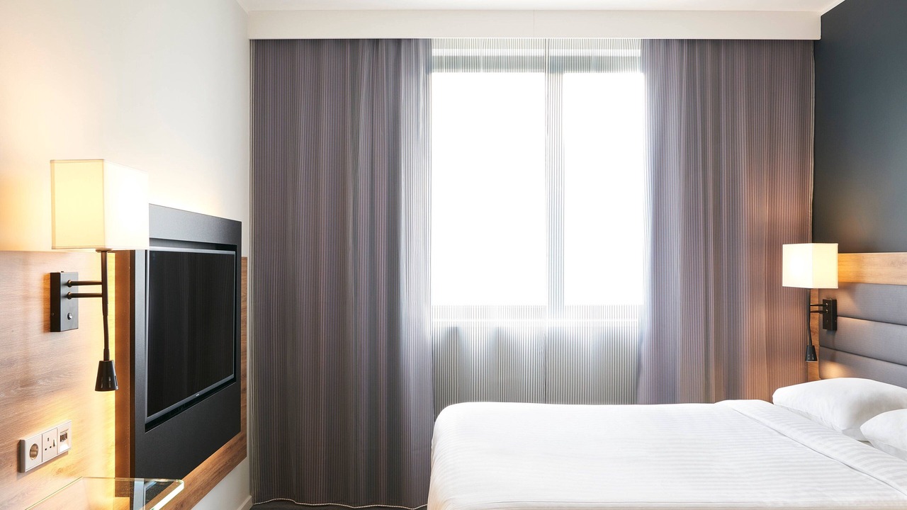 Photo of Bedroom in Roissy-en-France