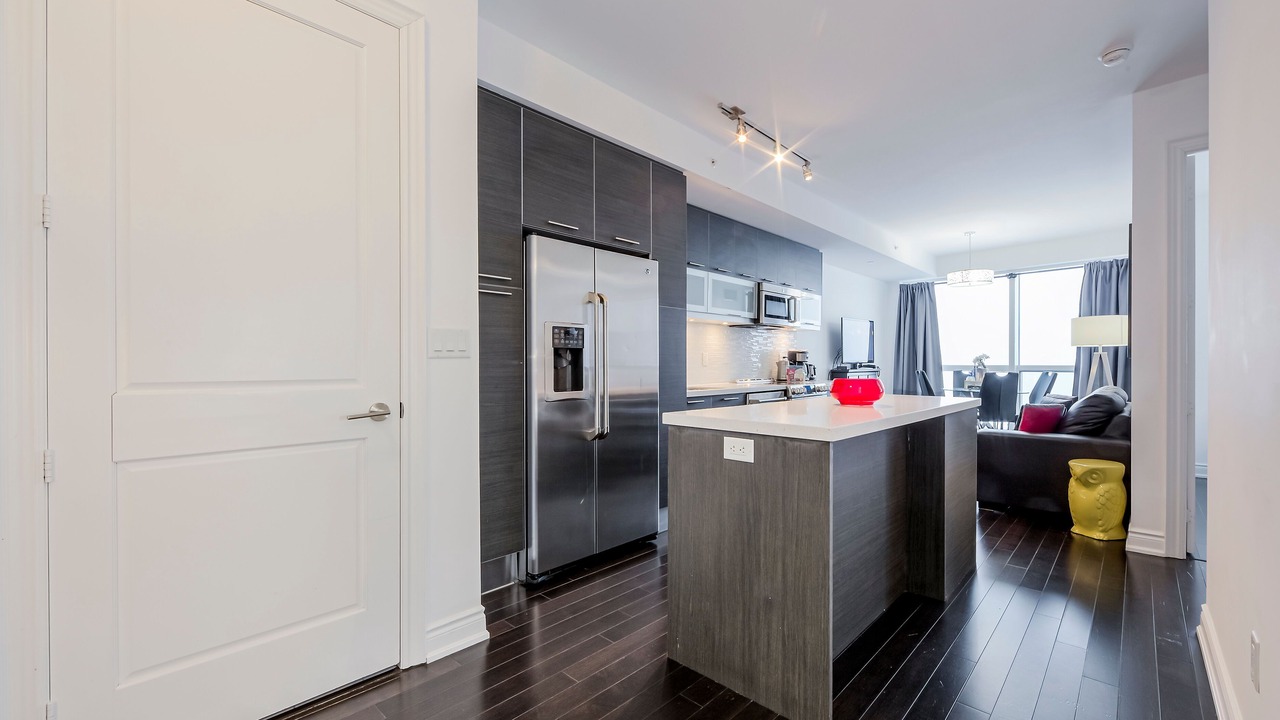 Photo of Kitchen in Bay Street Corridor