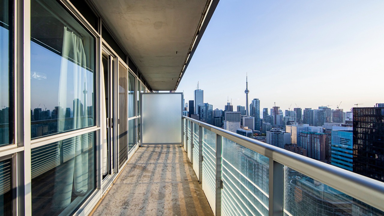 Photo of Patio Balcony in Bay Street Corridor