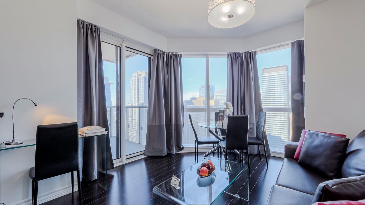 Photo of Patio Balcony in Bay Street Corridor