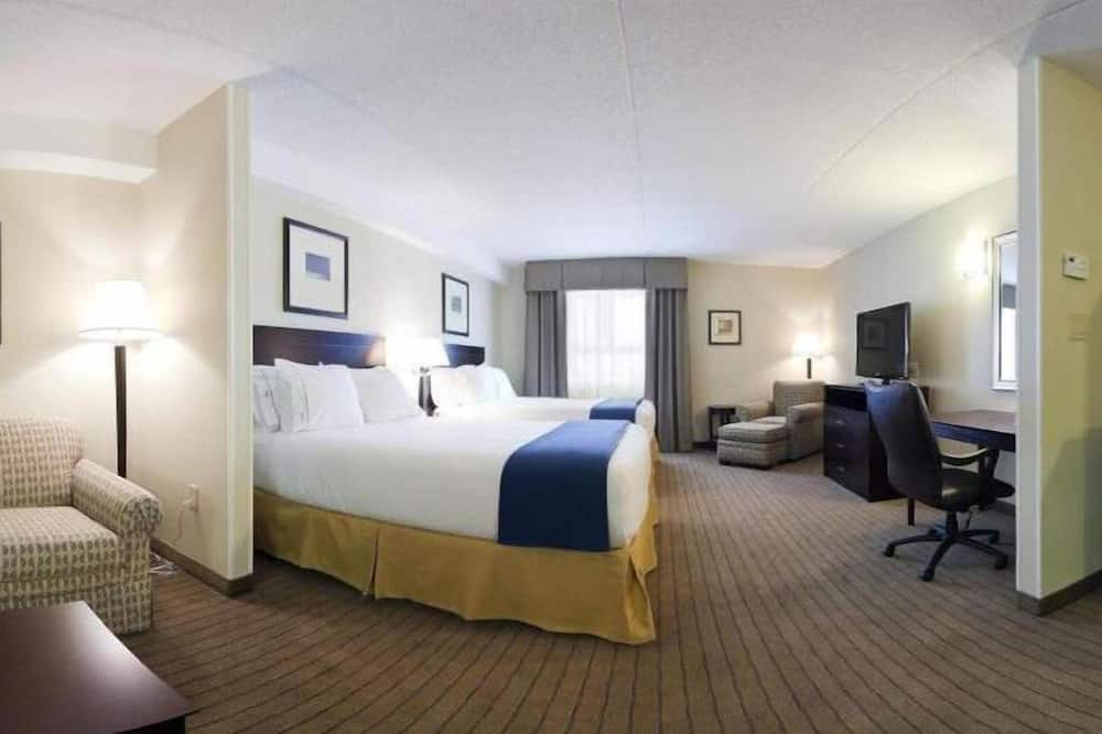 Photo of Bedroom in Kincardine