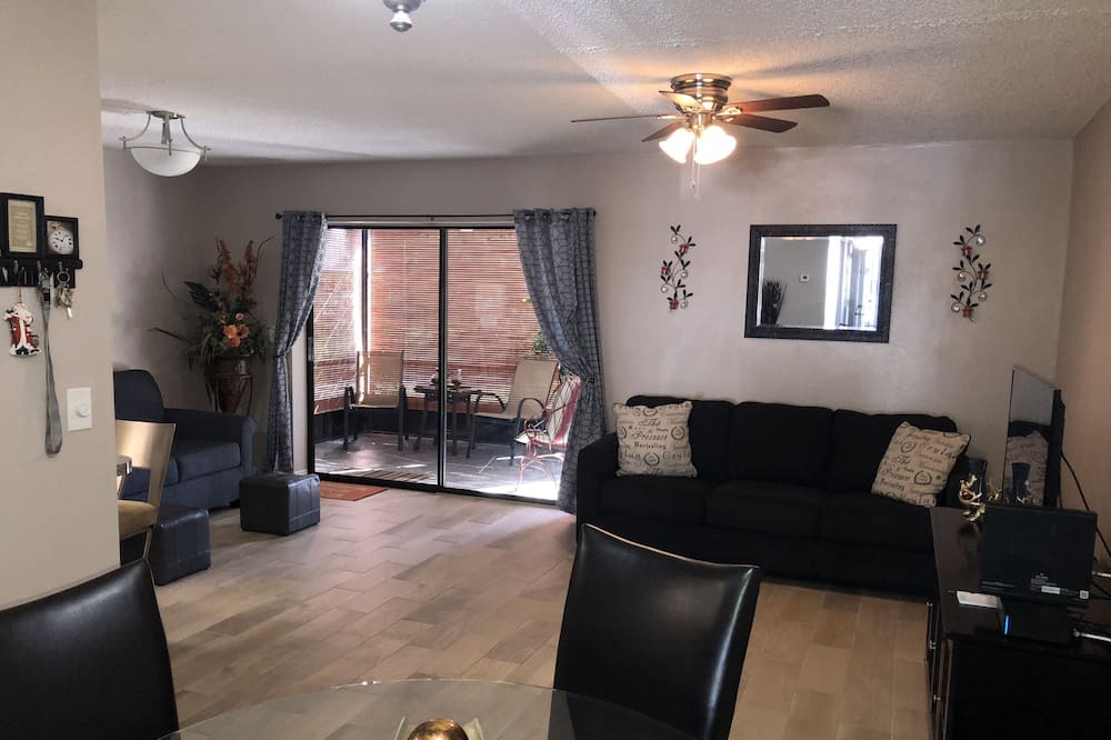 Photo of Livingroom in Sun 'N Lake